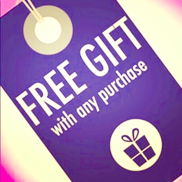 🎀 Mystery Box Bundle 🎀 (PINK & WHITE) NEW/NIB/NIP/NWT/NWOT + FREE GIFTS 🆓🛍 - Picture 2 of 8